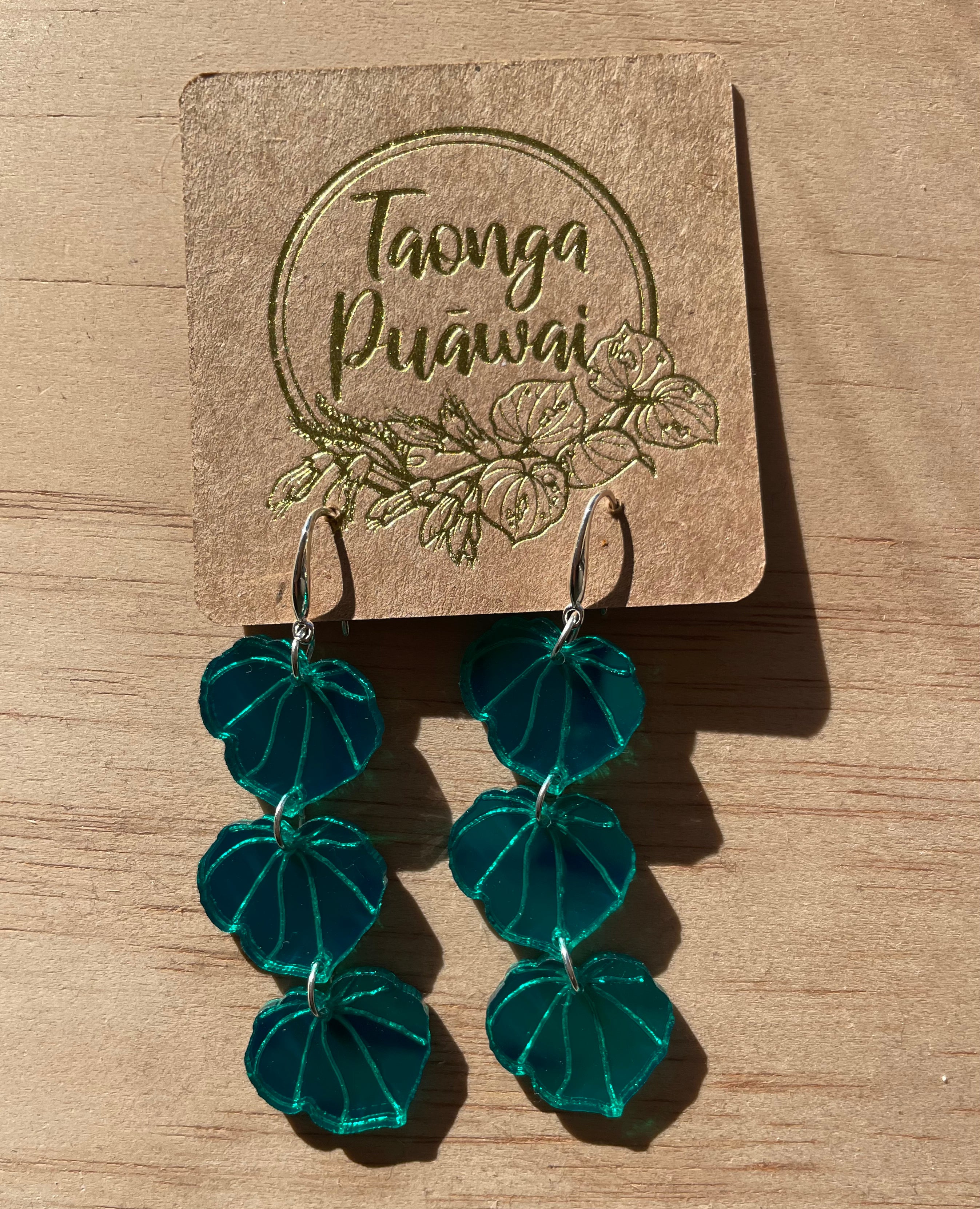 Kawakawa Mini Stacker - Mirror by Taonga Puāwai