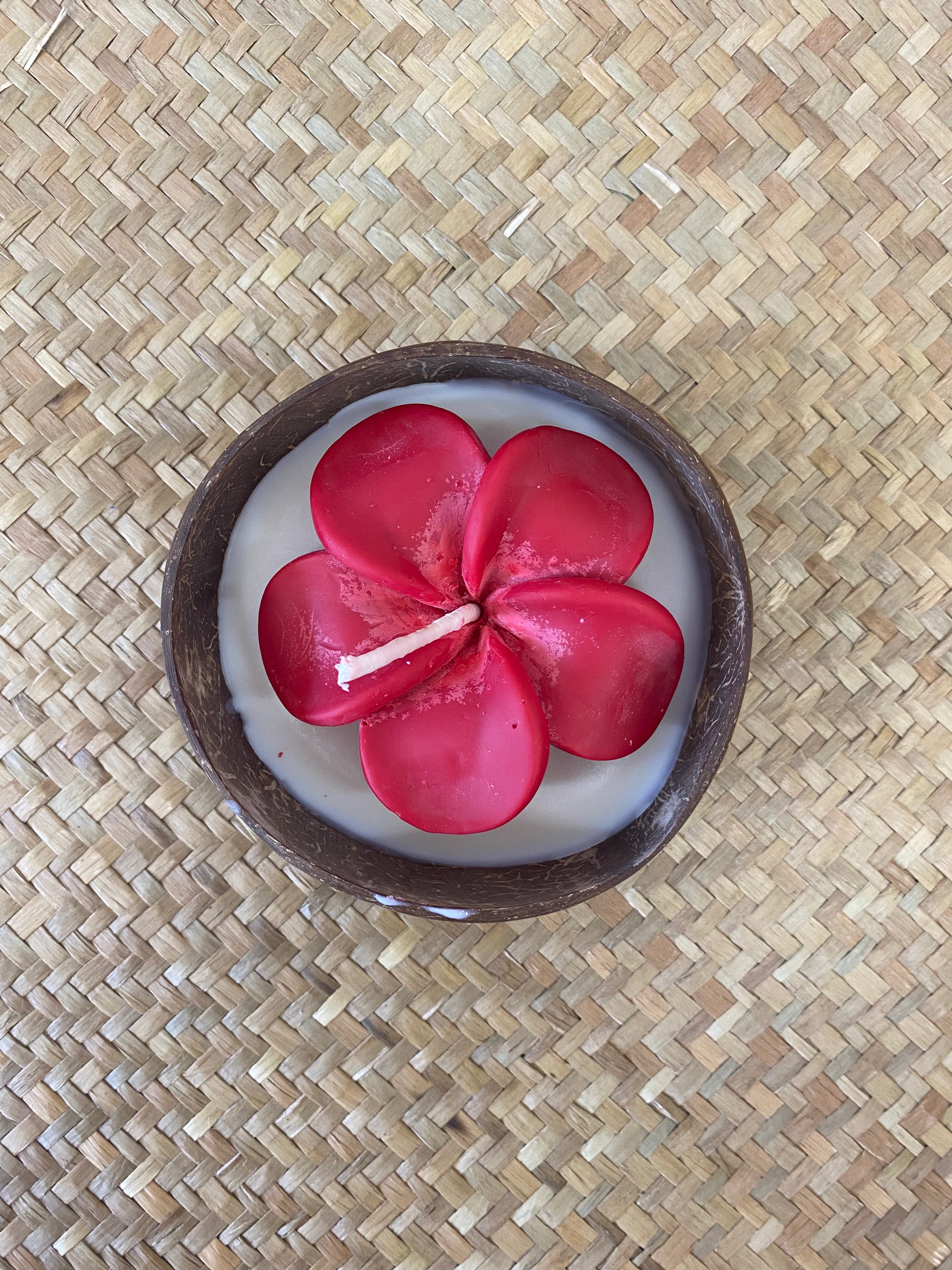 Frangipani & Coconut Shell Candle Set (Red) - Coconut Scented