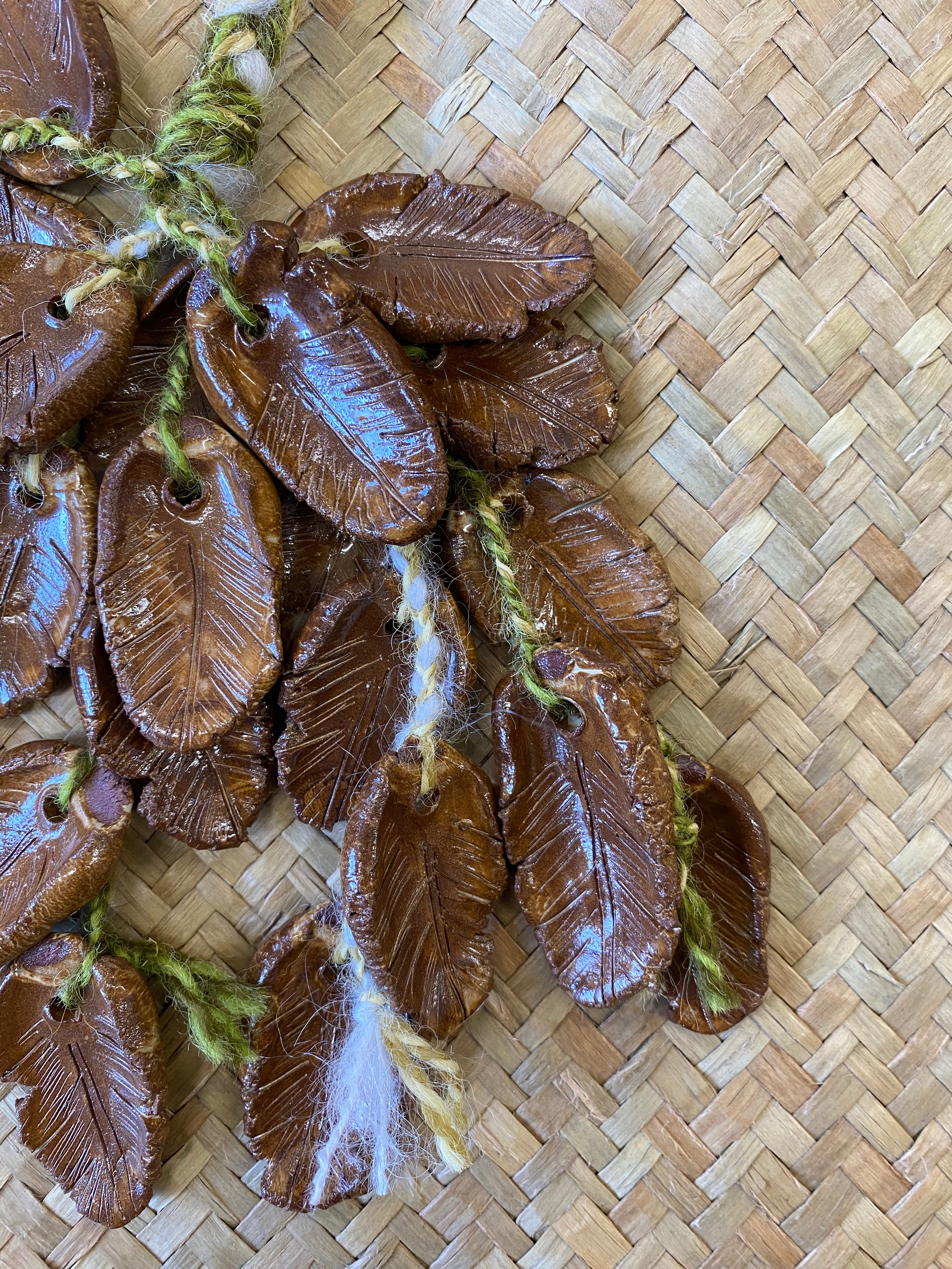 Poi Uku Green - Uku Rangi