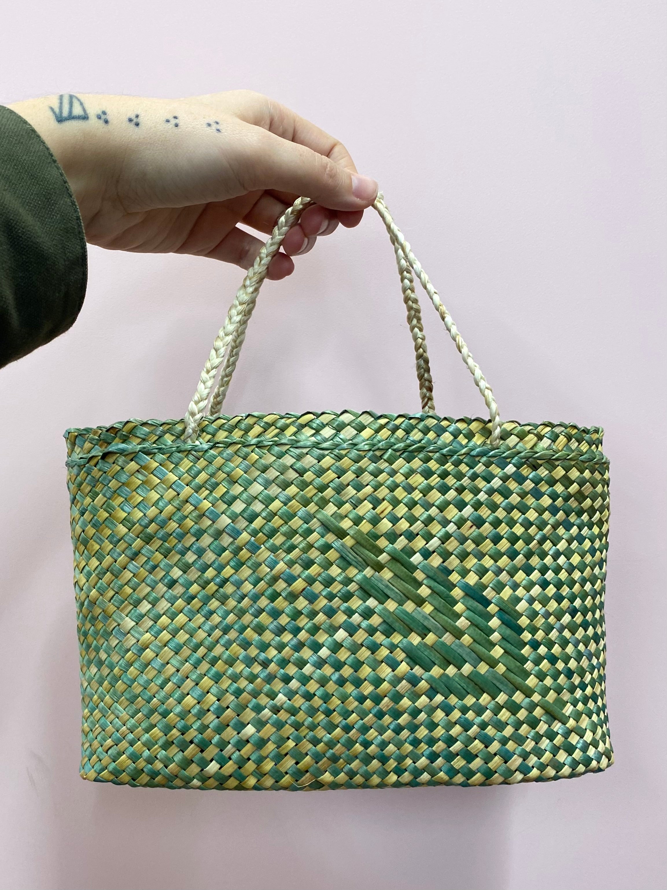 Kete Ponga with Muka handles by Janie Randerson