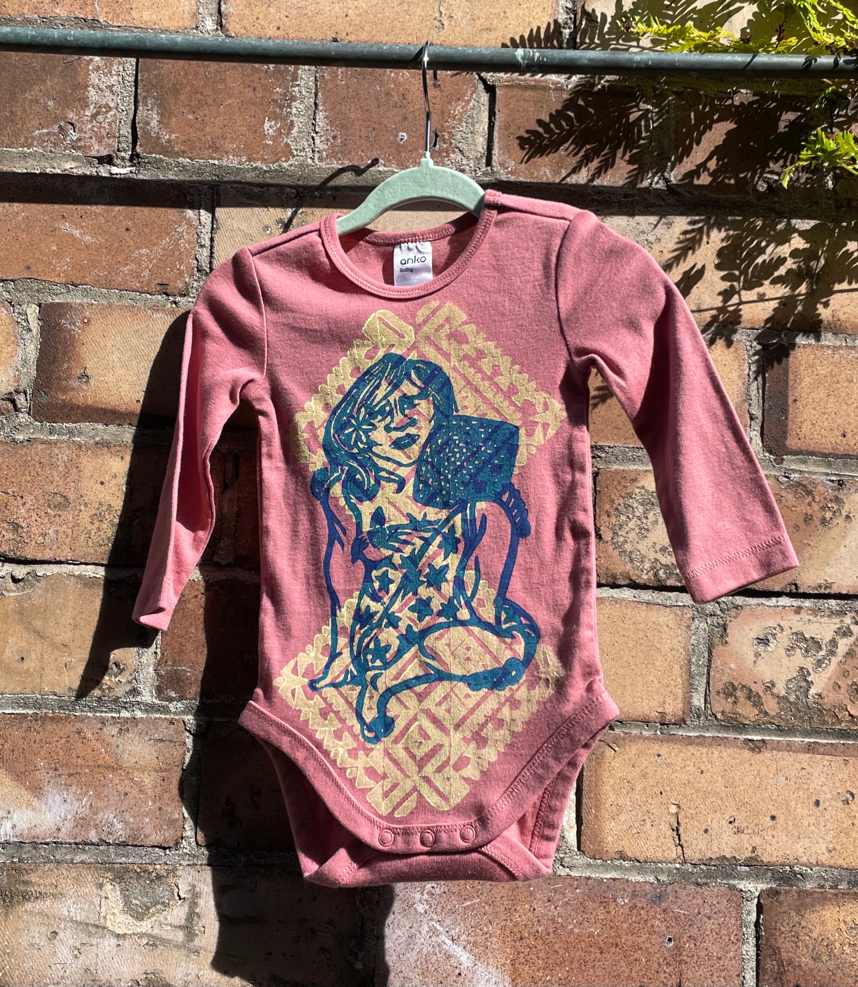 Hand-printed long sleeved onesies (Pēpi) - Sizes 0000 - 24 months by Numa Mackenzie