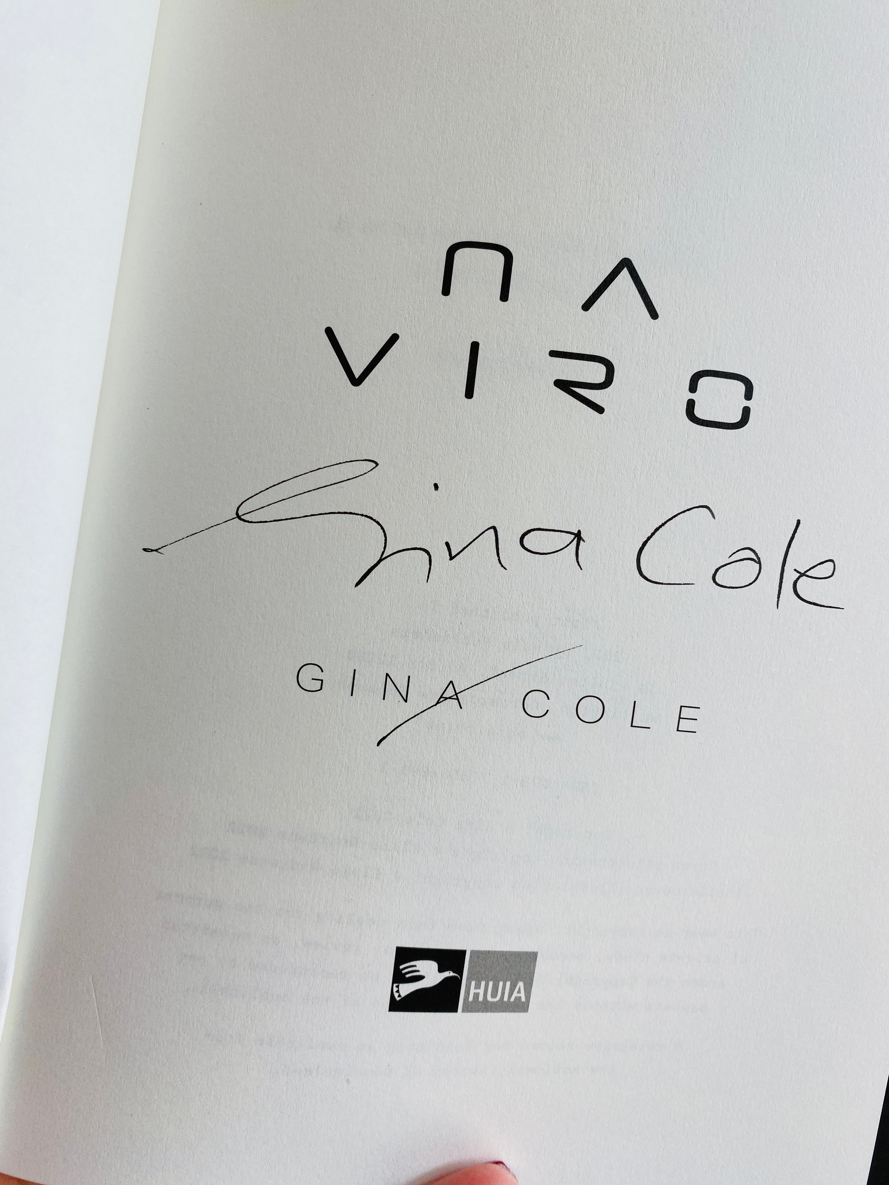 Na Viro by Gina Cole - Books signed by the author