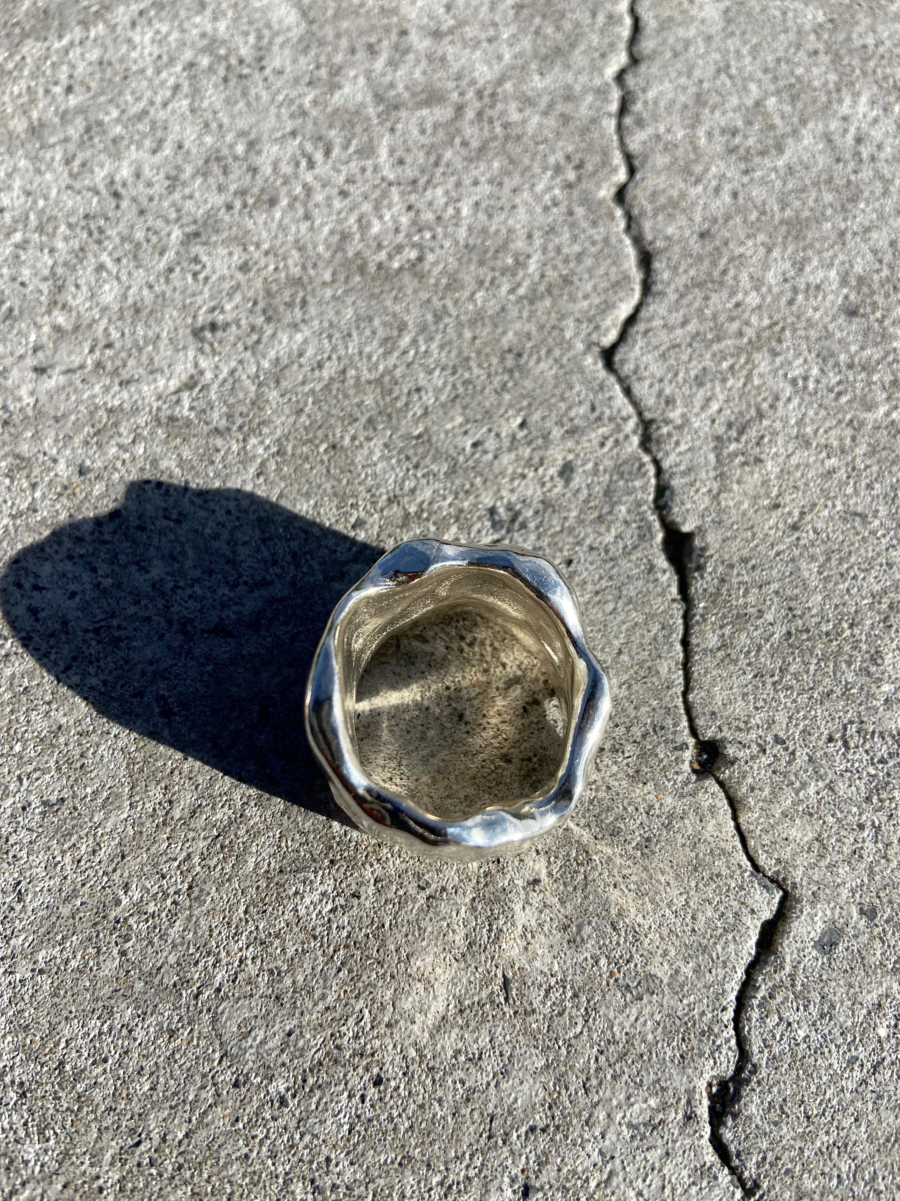 Tuatoru - Phat melt ring by Niki White